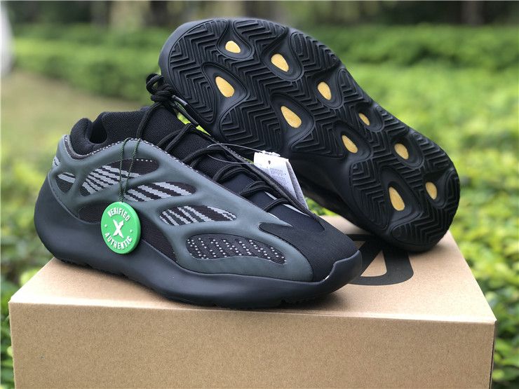 Yeezy-700-V3